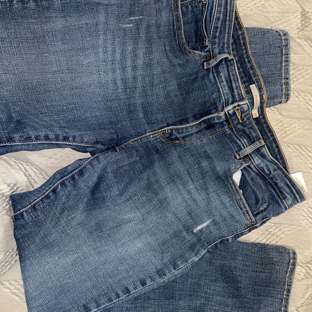Levis womens jeans 711 - BIN H